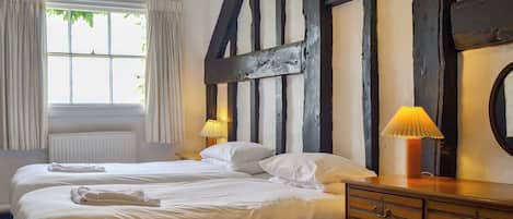 6 chambres, Wi-Fi gratuit, draps fournis