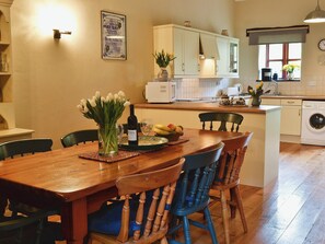 Dishwasher, high chair