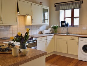 Dishwasher, high chair