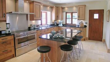 Lave-vaisselle, chaise haute