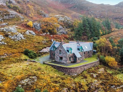 2 bedroom accommodation in Shieldaig