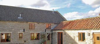 Featherstone Cottage