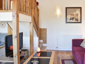 Living area - 1 bedroom accommodation in Watermillock-on-Ullswater (Watermillock-on-Ullswater)