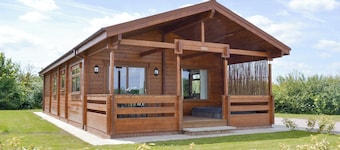 2 bedroom accommodation in Burgh le Marsh, near Skegness
