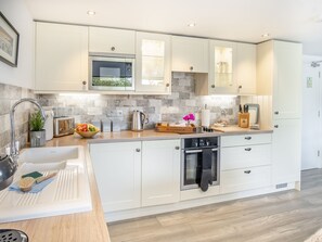 Dishwasher, high chair