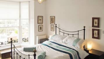 3 bedrooms, free WiFi, bed sheets