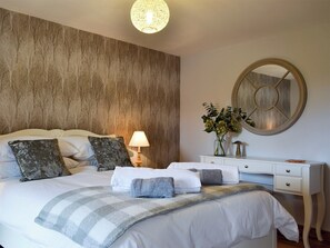 3 soverom, wi-fi (inkludert) og sengetøy