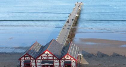 2 bedroom accommodation in Loftus, near Saltburn-by-the-Sea