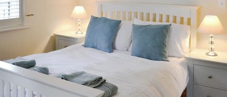 2 dormitorios, wifi gratis, ropa de cama