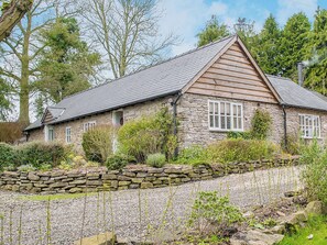 Exterior - A cosy cottage in an Area of Outstanding Natural Beauty. (Norbury, near Bishop&rsquo;s Castle)