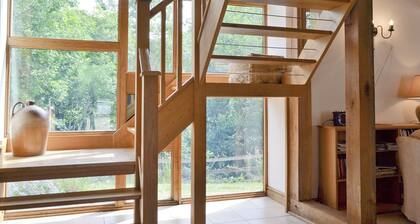 3 bedroom accommodation in Pedairffordd