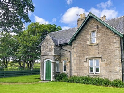 3 bedroom accommodation in Latheron, near Wick
