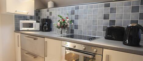 Lave-vaisselle, chaise haute