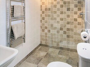 Towels - 1 bedroom accommodation in Tufton (Tufton)