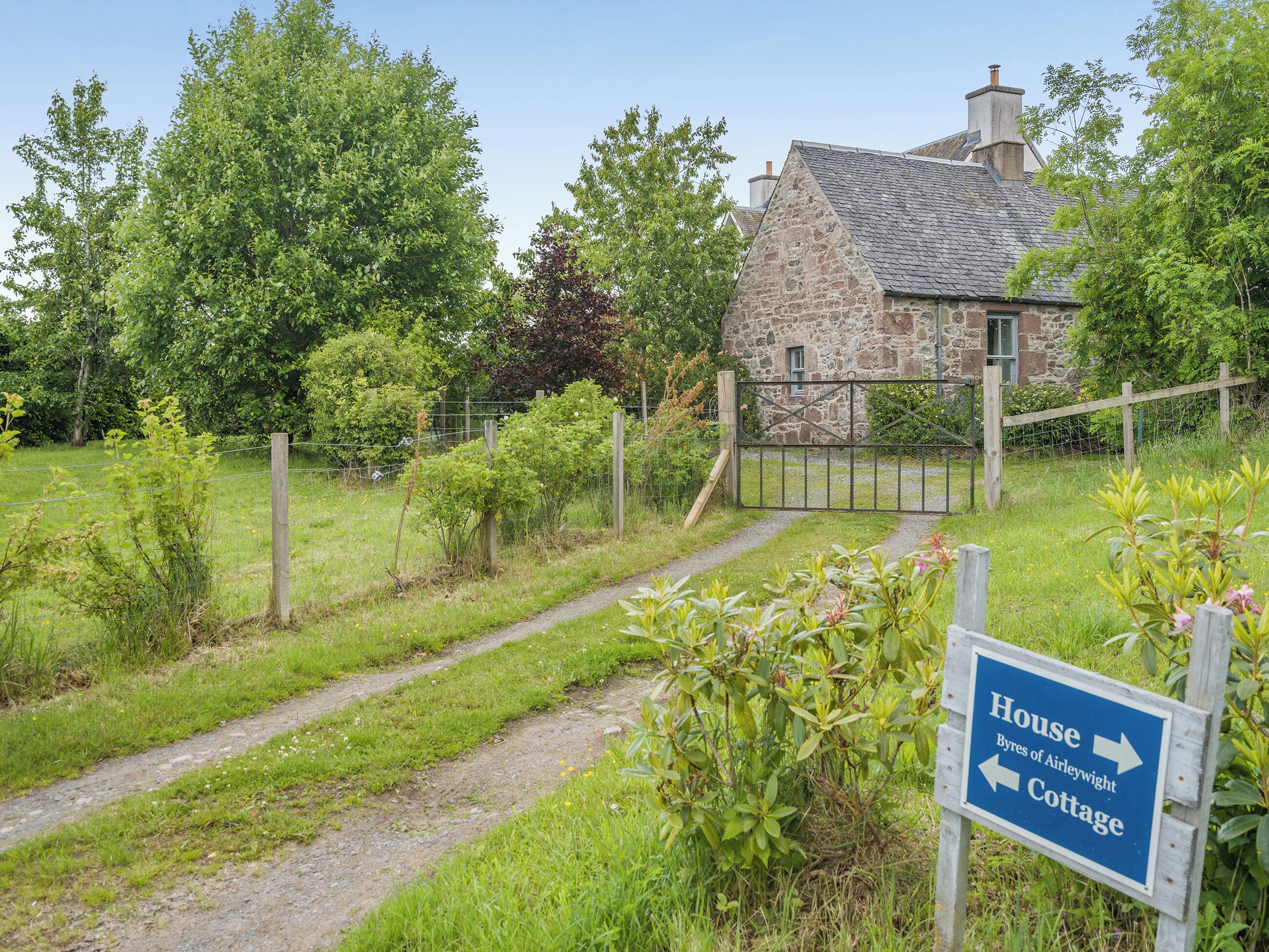 Jardines del alojamiento