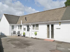 Exterior - 3 bedroom accommodation in Keswick (Keswick)