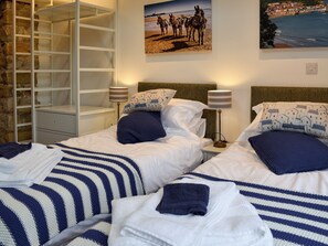 5 dormitorios, wifi gratis, ropa de cama