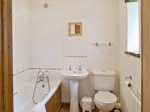 Towels - 2 bedroom accommodation in Catfield (Catfield)