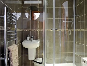 Towels - The Coach House - EXG (Upton, near Dulverton)