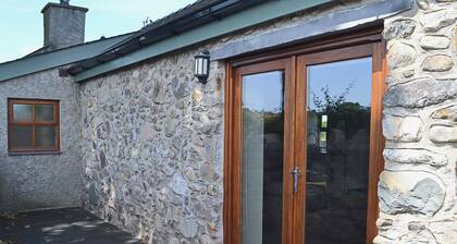 1 bedroom accommodation in Y Felinheli, near Bangor