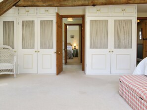 9 camere, Wi-Fi gratuito, lenzuola