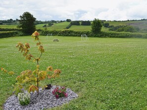 Property grounds - 3 bedroom accommodation in Dihewyd, near Aberaeron (Dihewyd, near Aberaeron)