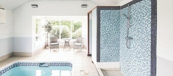 5 bedroom accommodation in Potter Brompton, Scarborough