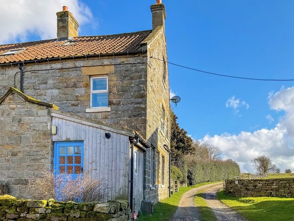 Exterior - 2 bedroom accommodation in Goathland, near Whitby (Goathland, near Whitby)