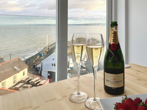 2 bedroom accommodation in New Quay