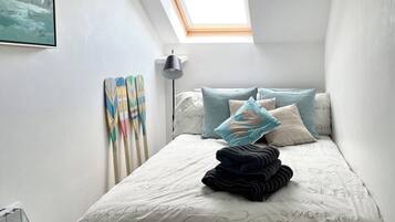 2 bedrooms, free WiFi, bed sheets