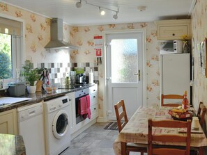 Dishwasher, cookware/dishes/utensils, freezer - 2 bedroom accommodation in Graigfechan, near Ruthin (Graigfechan, near Ruthin)