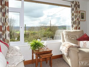 Living area - 2 bedroom accommodation in Graigfechan, near Ruthin (Graigfechan, near Ruthin)