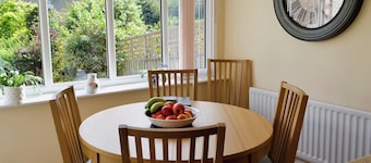 3 bedroom accommodation in Morpeth