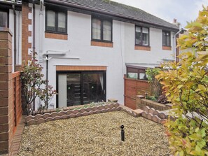 Exterior - 2 bedroom accommodation in Llandudno (Llandudno)