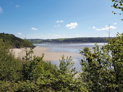 2 bedroom accommodation in Llanybri, near Carmarthen