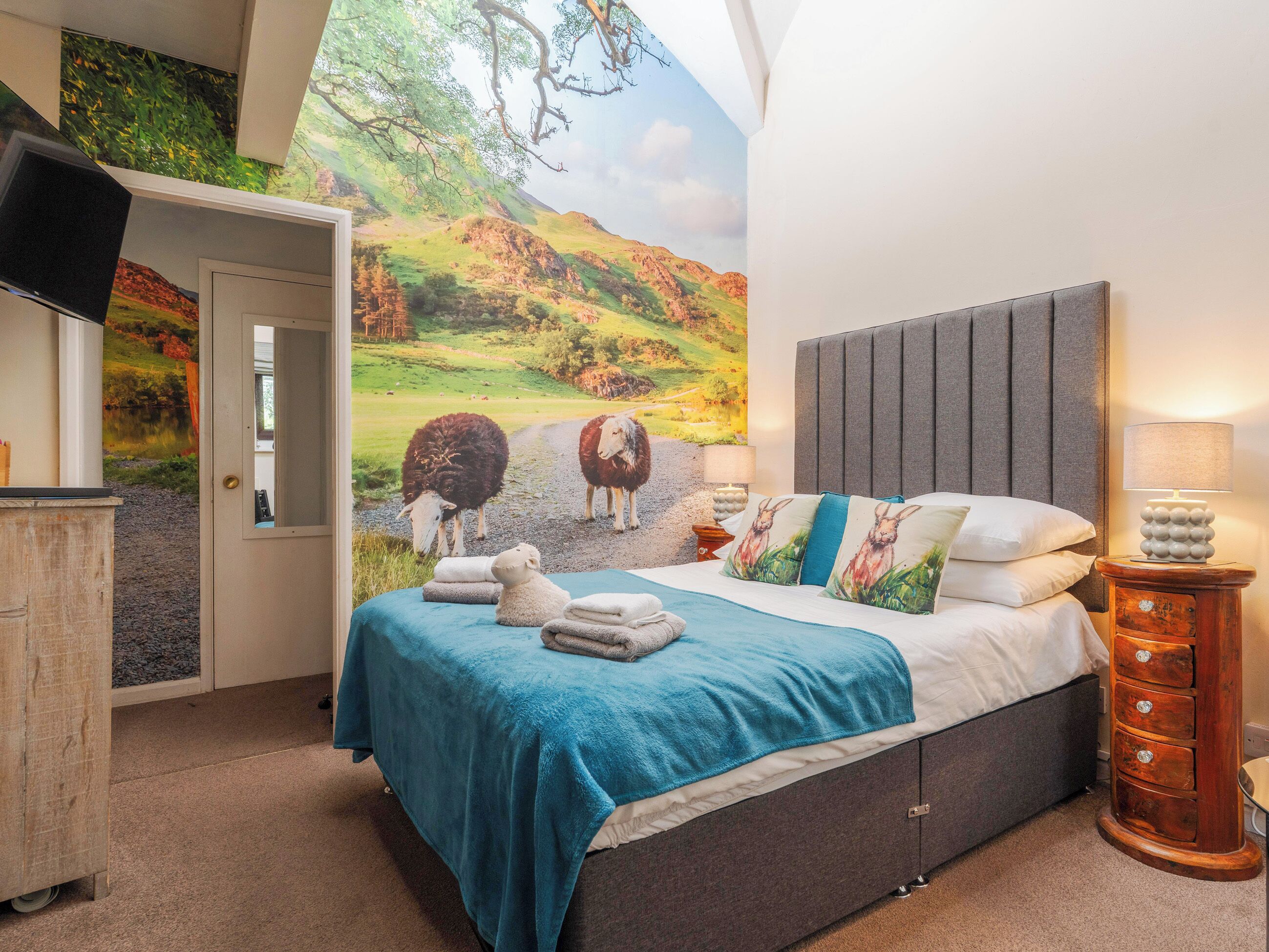 1 bedroom, free WiFi, bed sheets