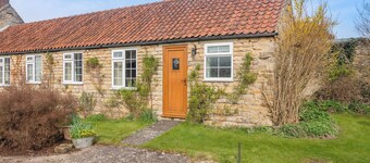 Peartree Farm Cottages - RCHM39