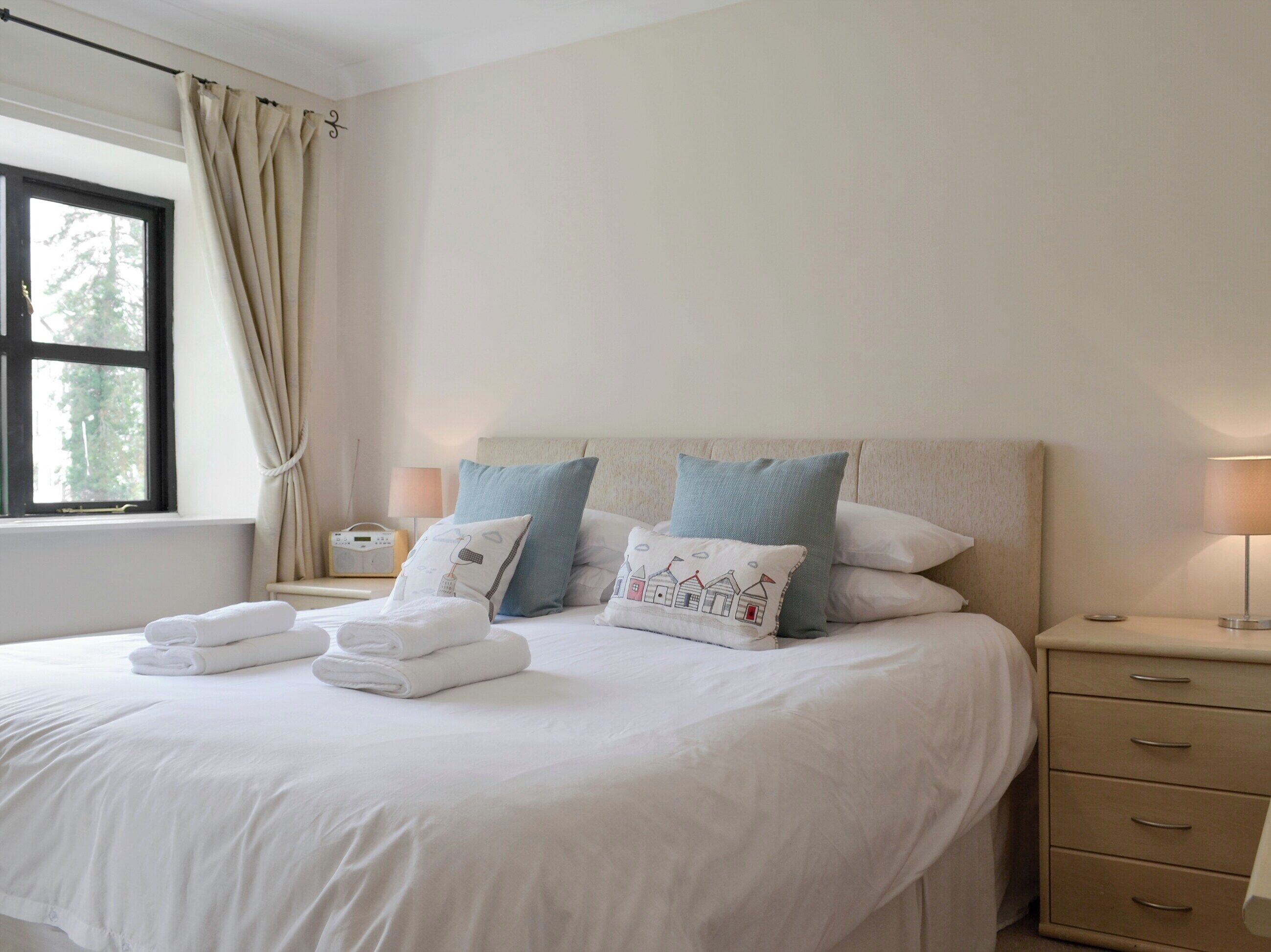 3 dormitorios, wifi gratis, ropa de cama