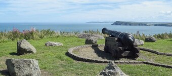 1 bedroom accommodation in Goodwick, near Fishguard