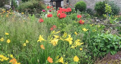 2 bedroom accommodation in Youlgreave, near Bakewell