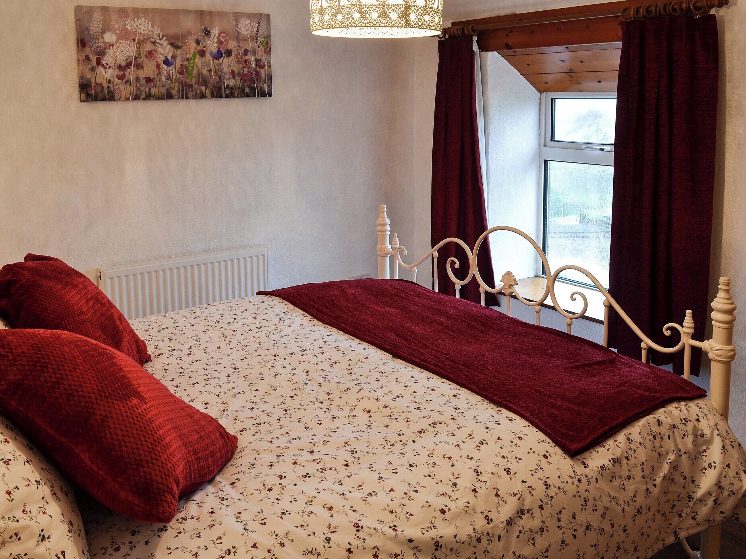 2 間睡房、床單