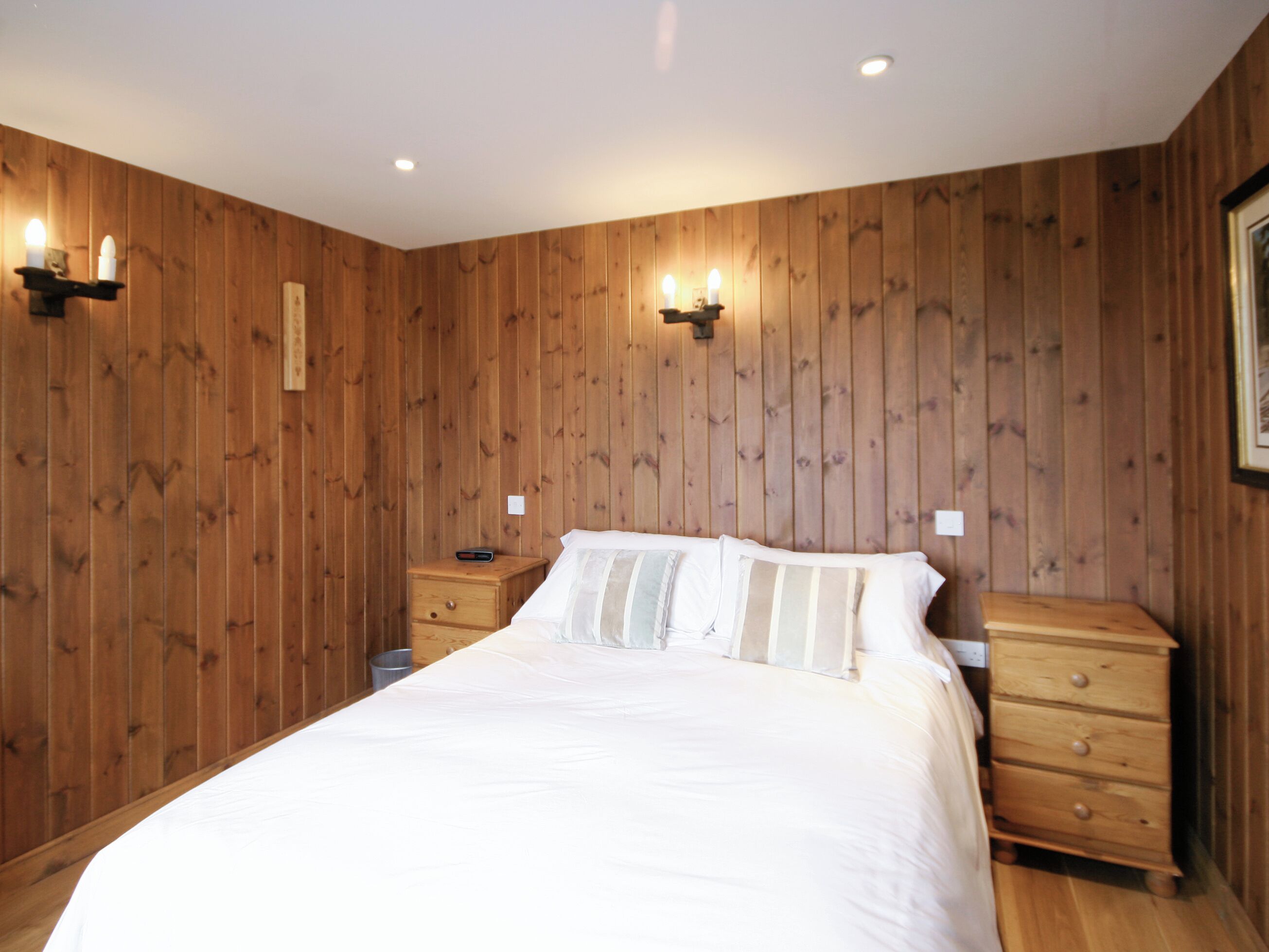 Double bedroom | Brockford Railway Sidings - The Station, Brockford, nr. Stowmarket