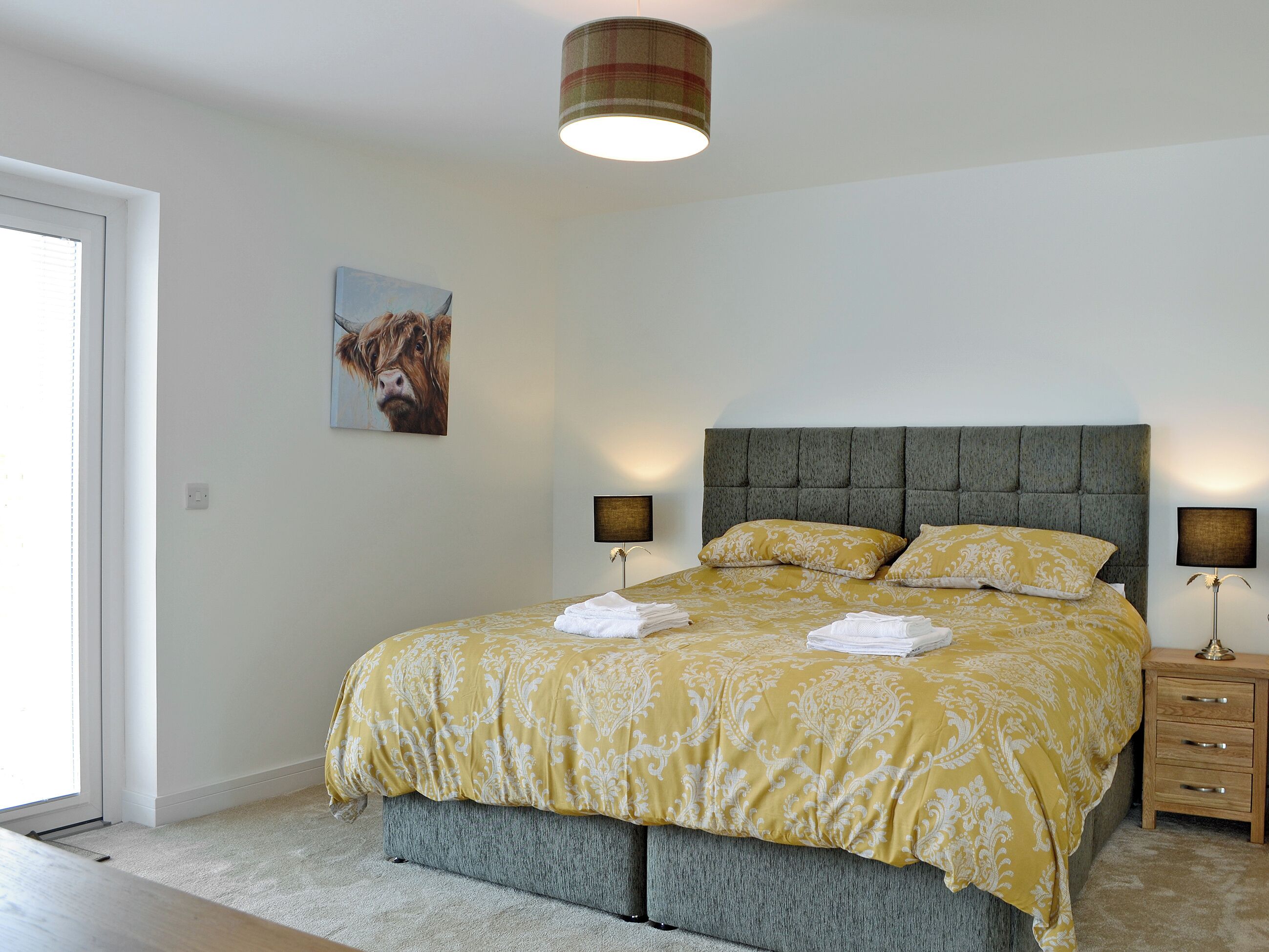 4 habitaciones, wifi gratis y ropa de cama 