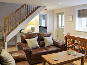 Fireplace - 2 bedroom accommodation in Flixton, near Filey (Flixton, near Filey)