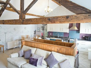 TV - Lavender Cottage - UK4061 (Buxton)