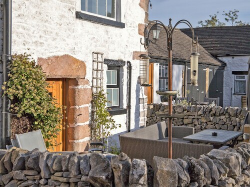 Lavender Cottage - UK4061