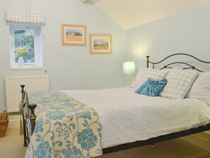 2 quartos, Wi-Fi de cortesia, roupa de cama