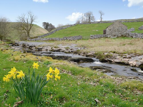 3 bedroom accommodation in Beckermonds, near Kettlewell