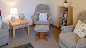 Living area - 2 bedroom accommodation in near Culkein (near Culkein)