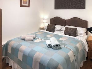 2 Schlafzimmer, kostenloses WLAN, Bettwäsche